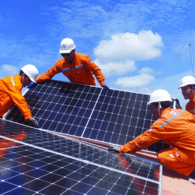 Có nên đầu tư vào bán điện mặt trời áp mái